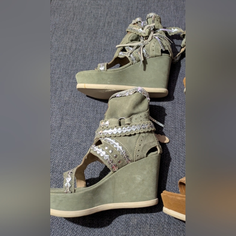 Like New EL Vaquero Sandals - Picture 2 of 5